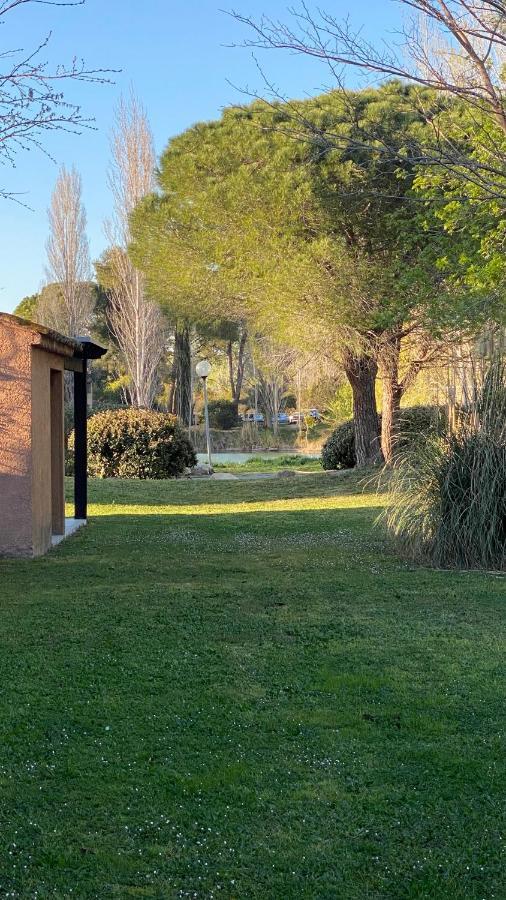 Joli Studio Camargue Lou Rouge Arles Exterior foto
